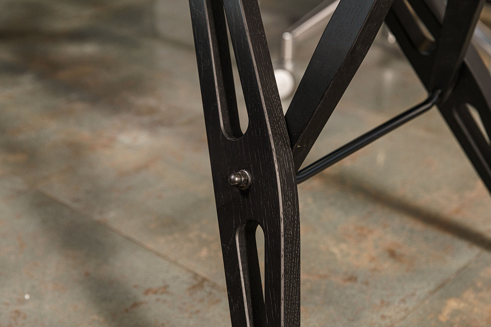 Стол 2320 Reale от Zanotta